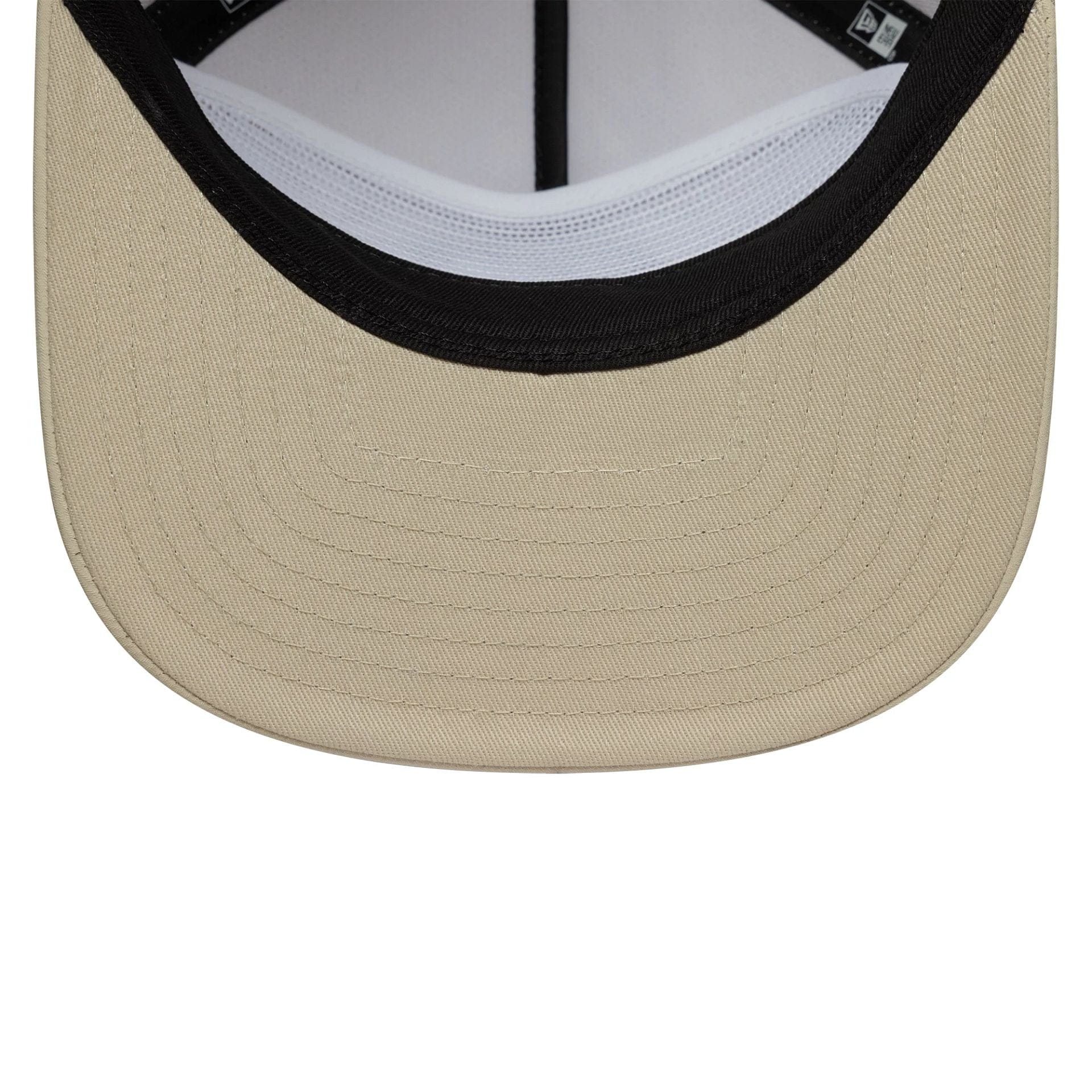 Pictured is this New Era Technical 19TWENTY cap in grey. 5