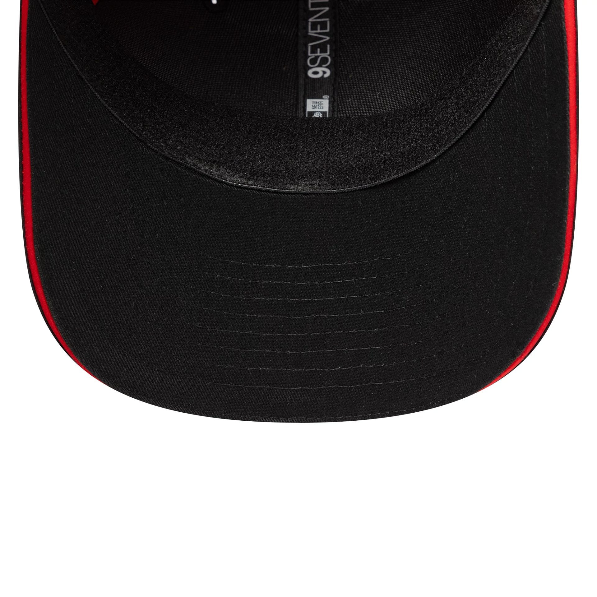 Pictured is this Ducati Motor Logo Print 9SEVENTY Stretch Snap in black. 5