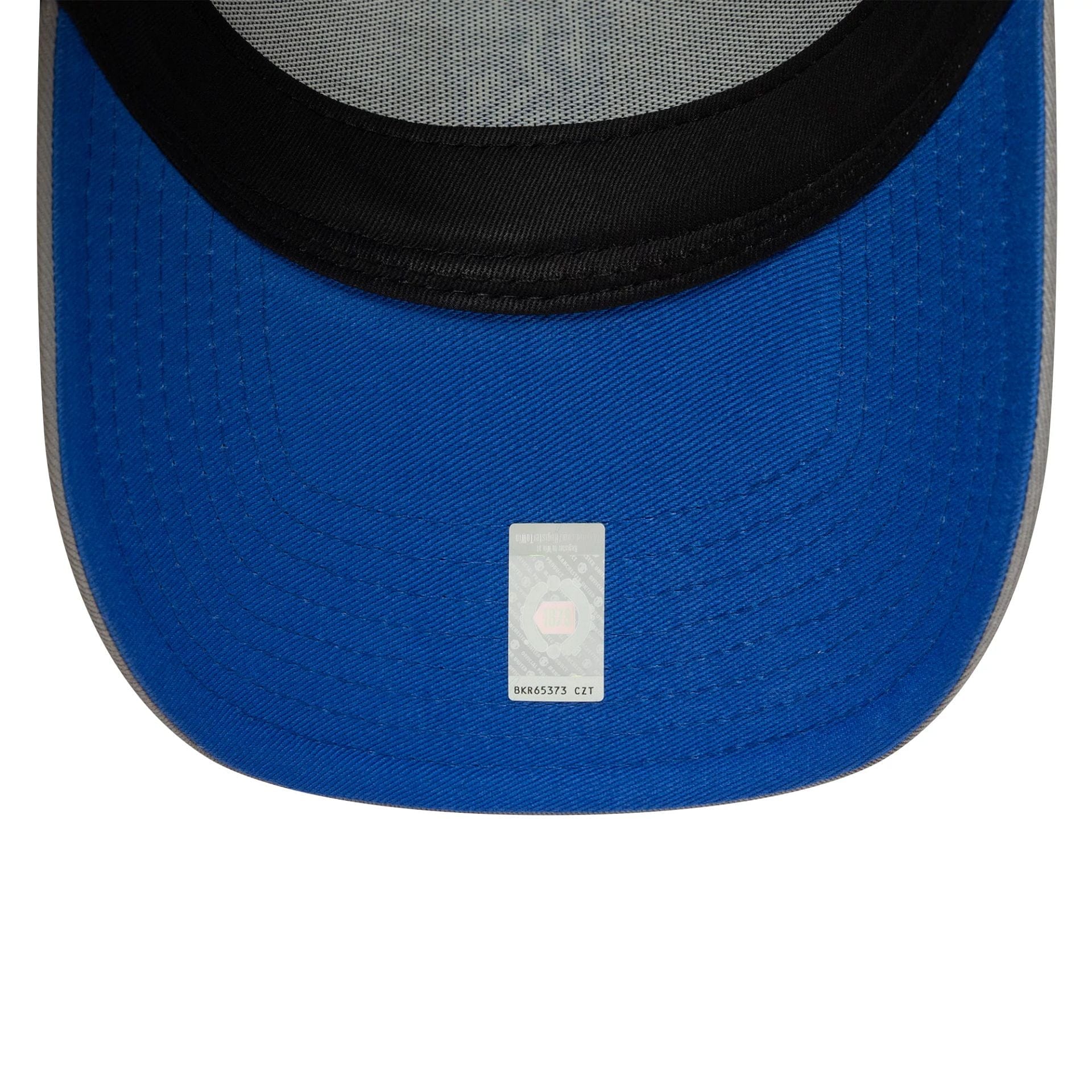 Pictured is this Manchester United FC 9FORTY A-Frame Trucker in grey. 5