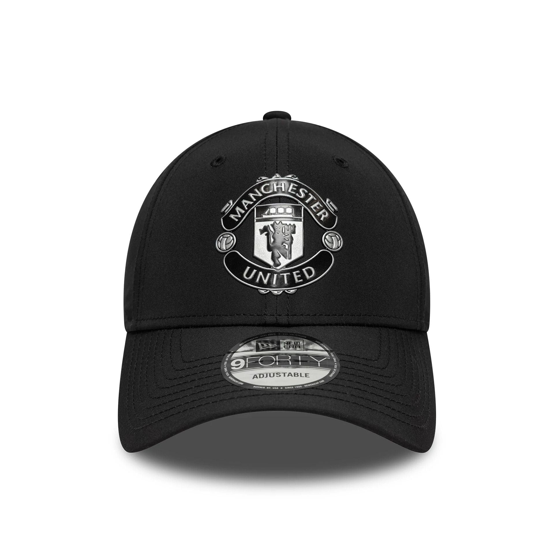 Pictured is this Manchester United FC Reflective 9FORTY in black. 2