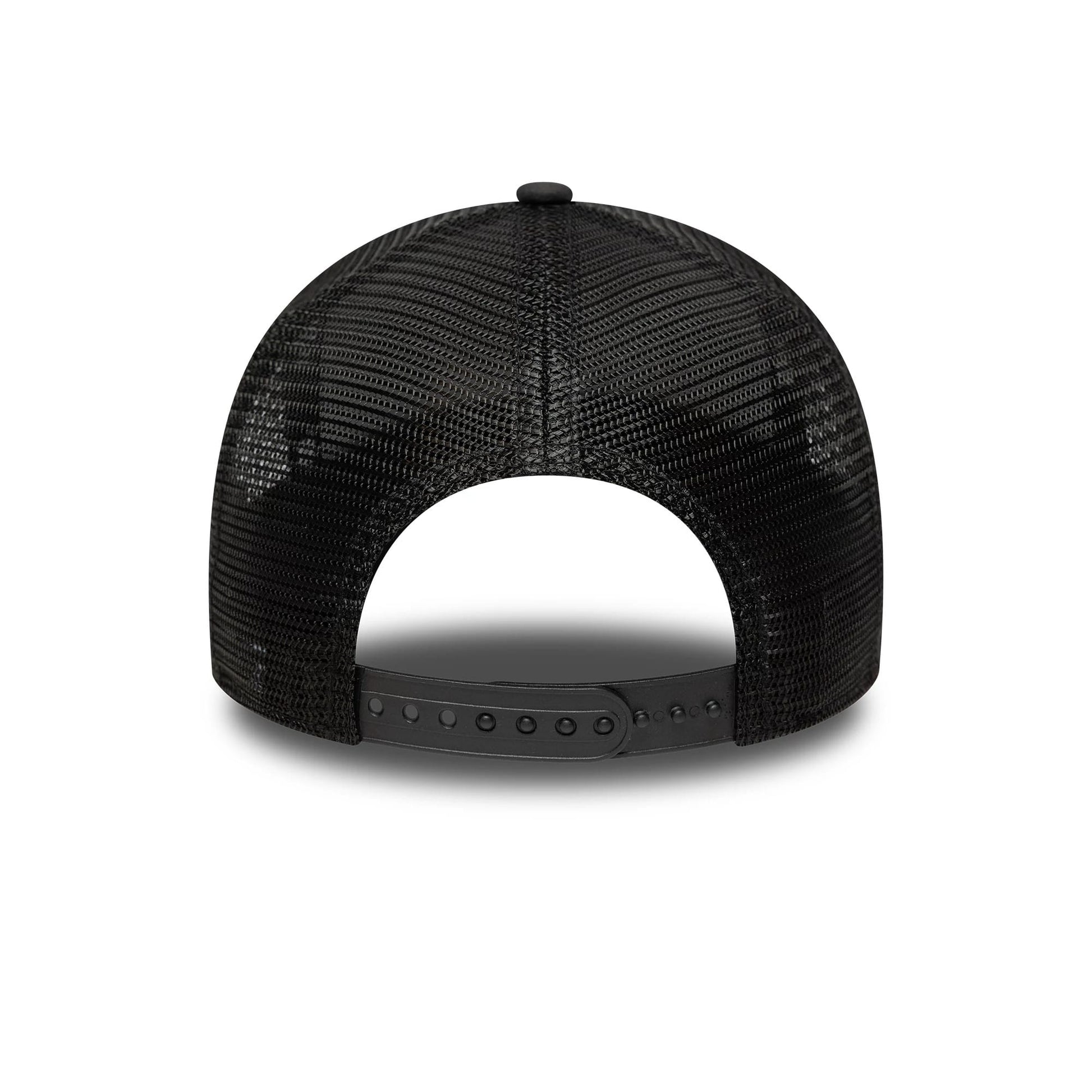 Pictured is this Manchester United FC Reflective 9FORTY A-Frame Trucker in black. 4