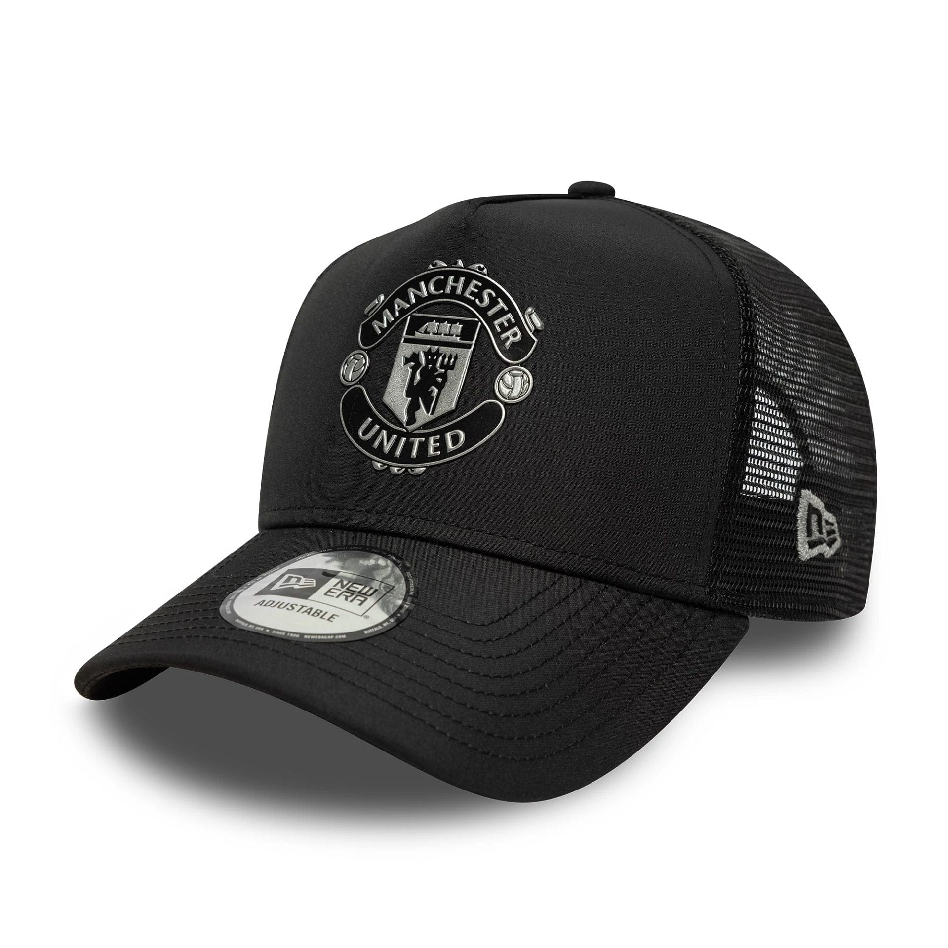 Pictured is this Manchester United FC Reflective 9FORTY A-Frame Trucker in black. 1