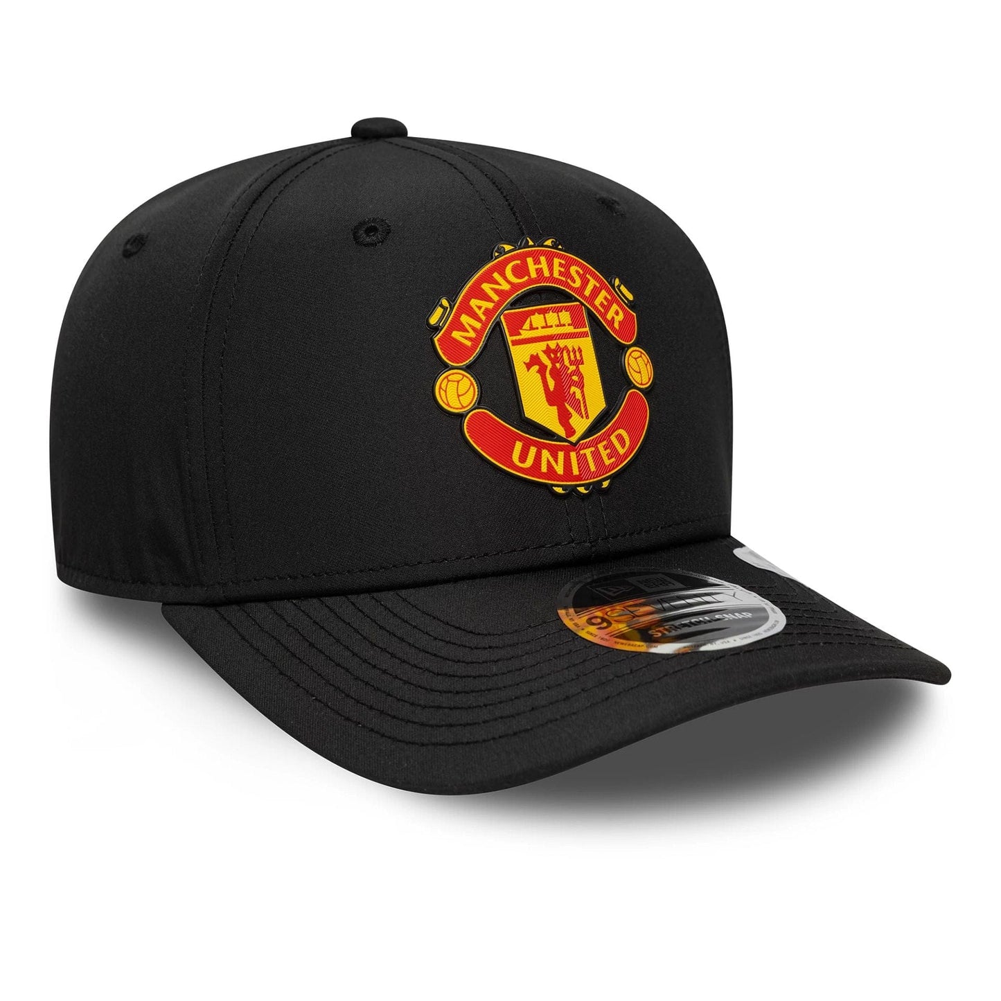 Pictured is this Manchester United FC 9SEVENTY Stretch Snap in black. 3