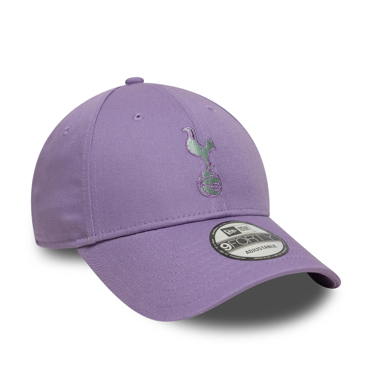 Tottenham Hotspur FC Pastel Purple New Era 9FORTY Adjustable Cap, three-quarter view showing an iridescent embroidered cockerel logo on the front panel with a curved visor and a 9FORTY size sticker.