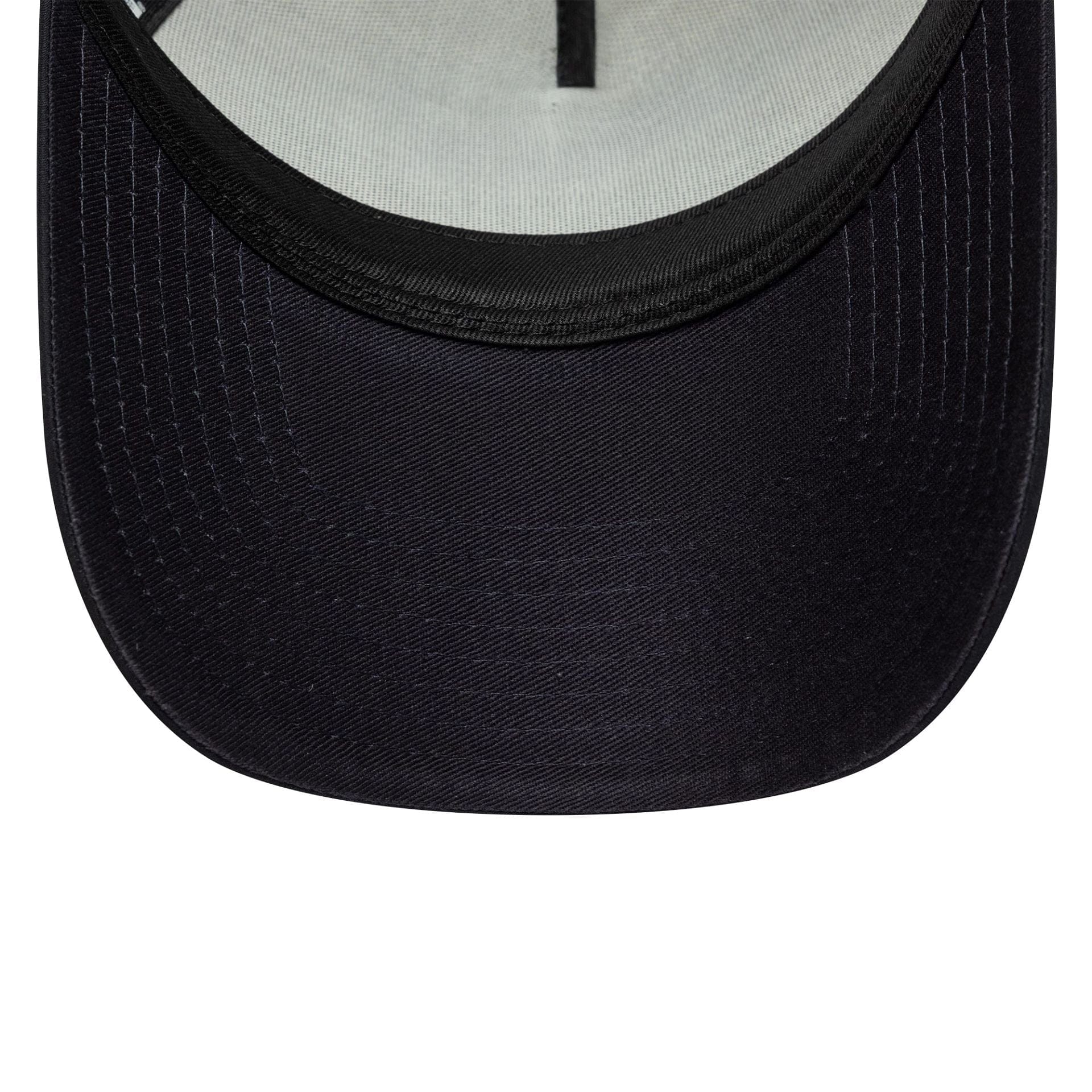 Pictured is this Puff Wordmark Tottenham Hotspur FC 9FORTY A-Frame Trucker in navy. 5