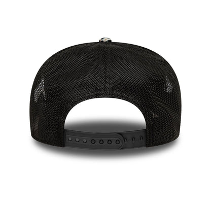 Pictured is this Leopard Visa Cash App Racing Bulls 9SEVENTY Stretch Snap in light beige. 4