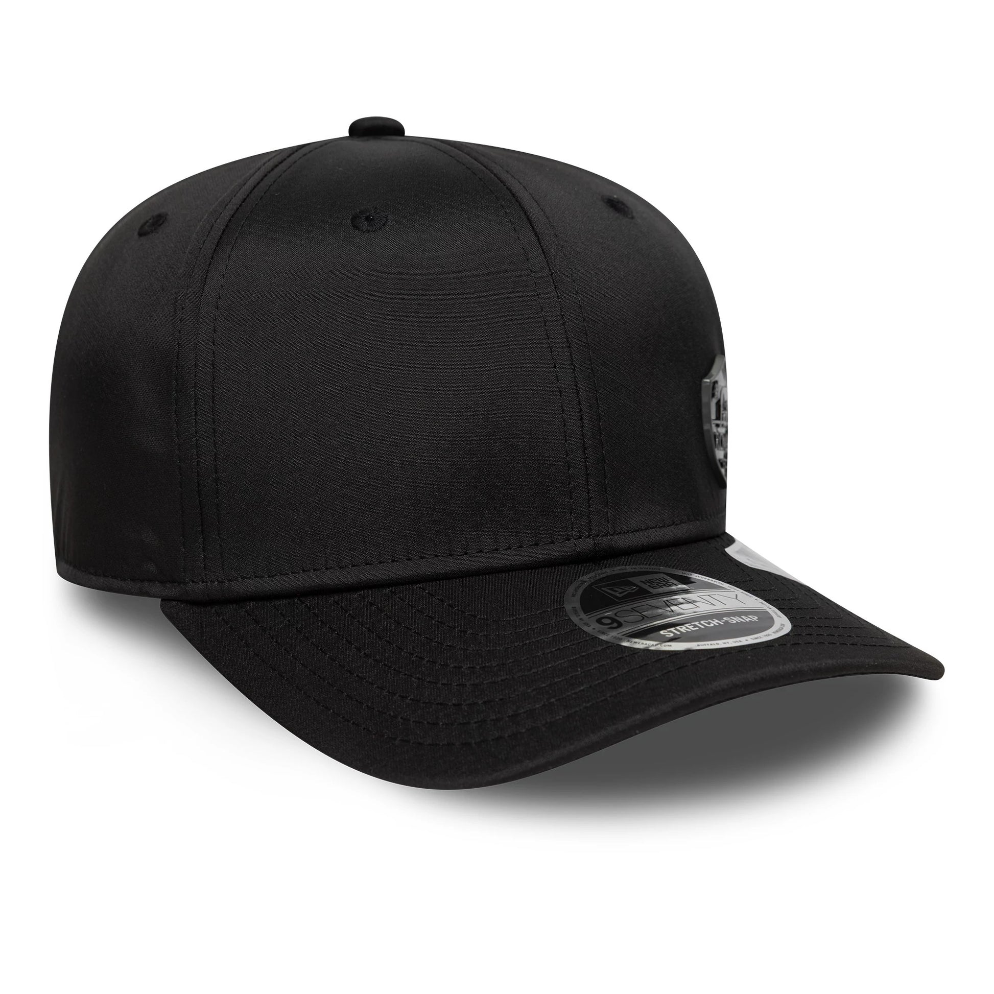 Pictured is this AS Roma Flawless Pin 9SEVENTY Stretch Snap in black. 3
