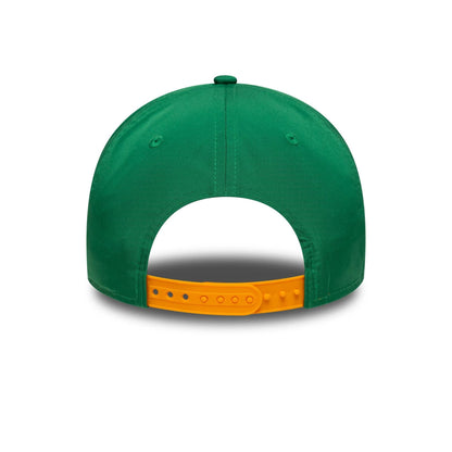 Pictured is this AS Roma Retro 95 9TWENTY in green. 4