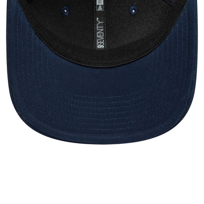 Pictured is this Alpine Racing 9SEVENTY Stretch Snap in navy. 5