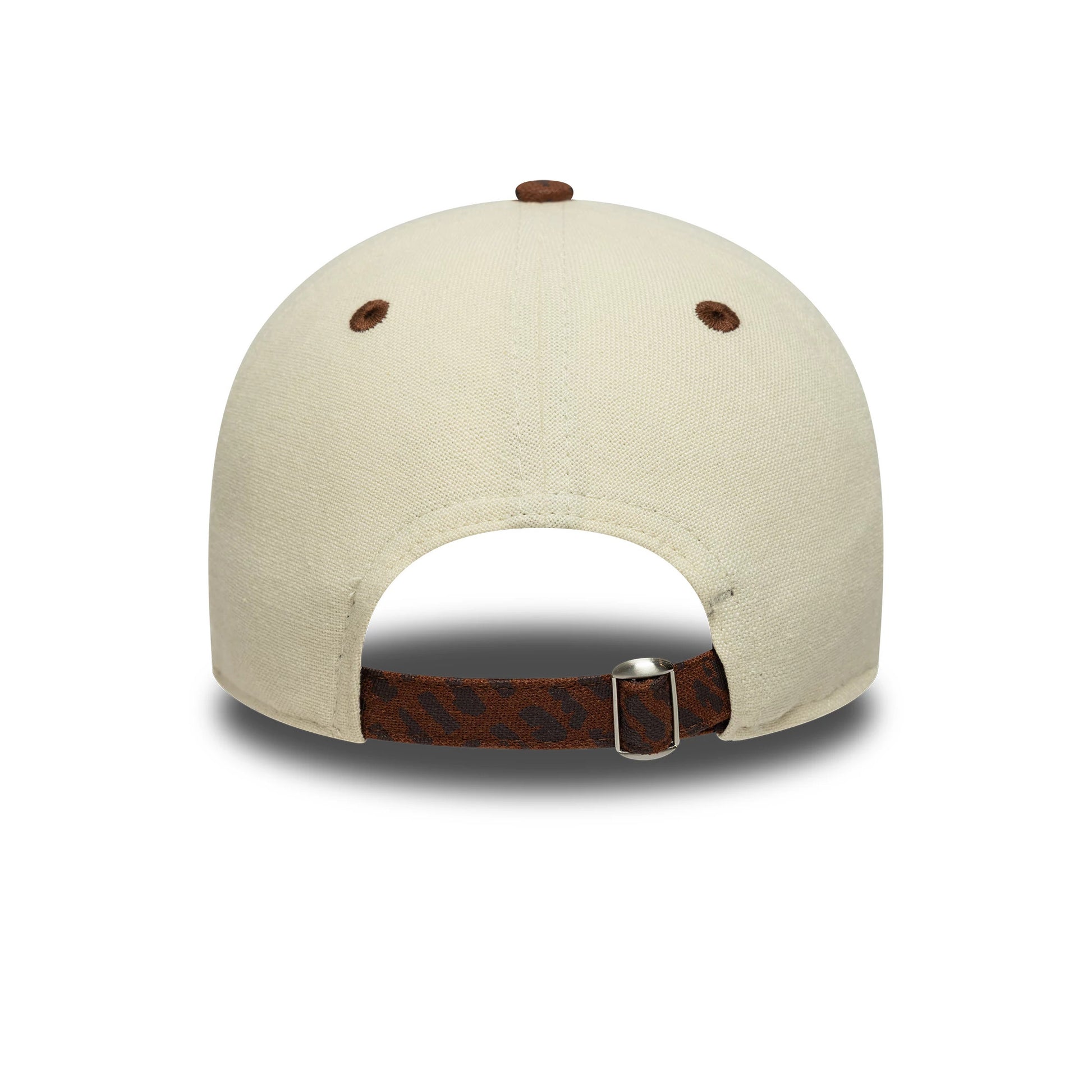 Pictured is this Heritage Alpine Racing 9TWENTY in Cream. 4