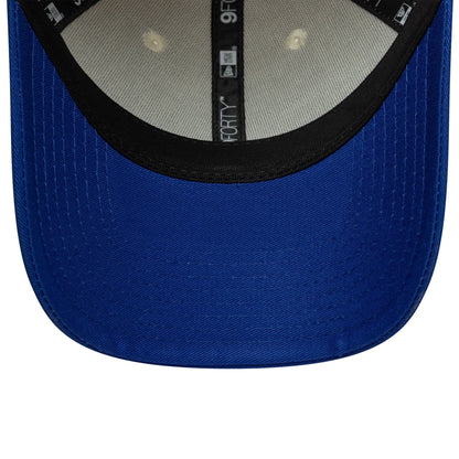 Pictured is this Red Bull Racing 9FORTY in light beige. 5