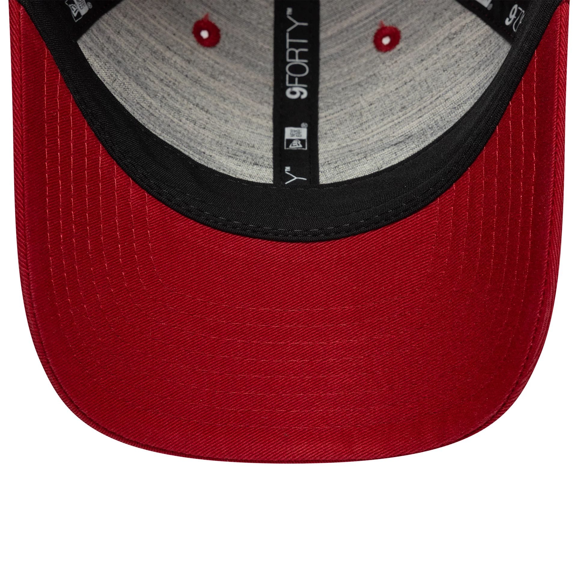 Pictured is this Washed Red Bull Racing 9FORTY M-Crown in dark red. 5