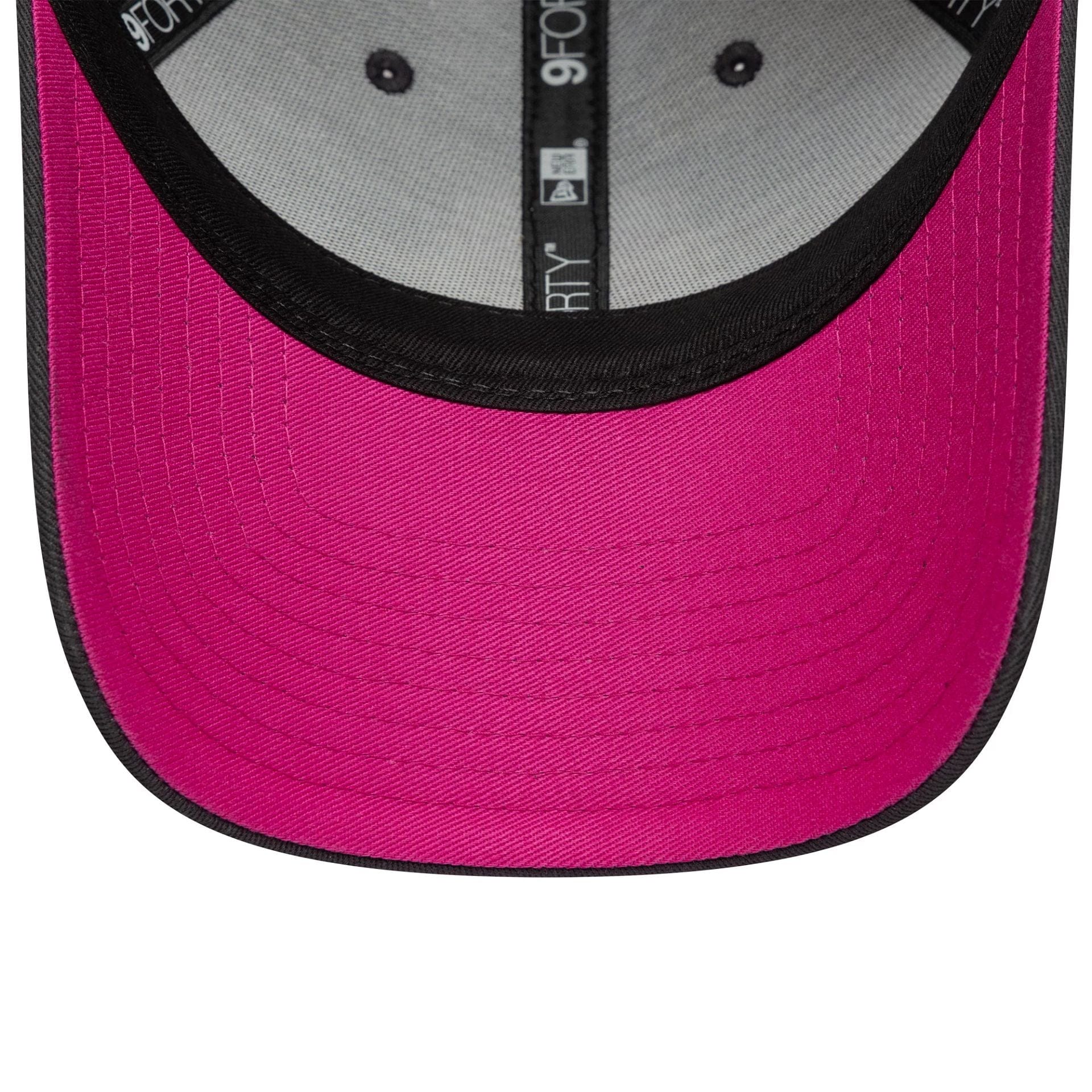 Pictured is this Pop Stade Toulousain 9FORTY in dark grey. 2