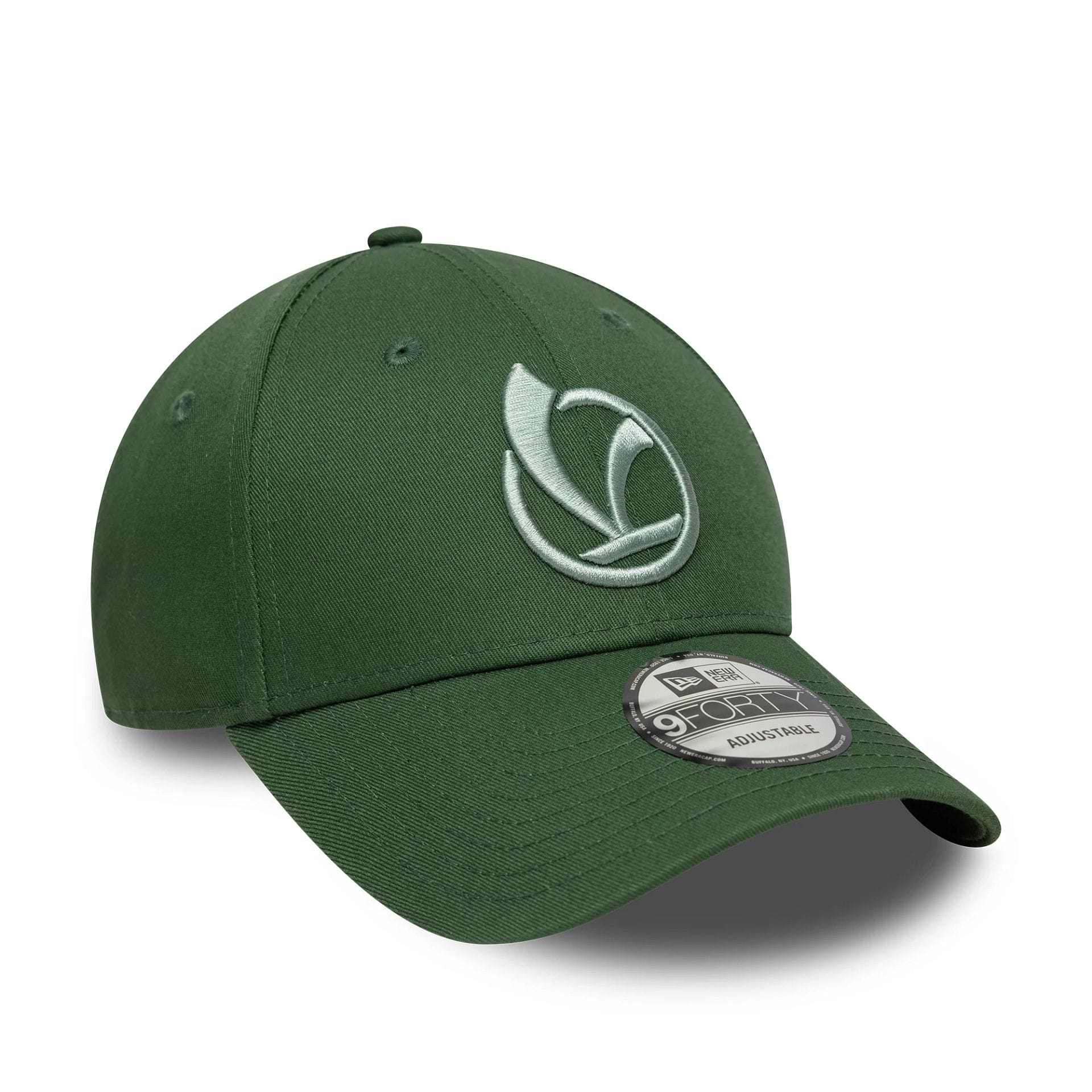 Pictured is this Essential Vespa 9FORTY in dark green. 3