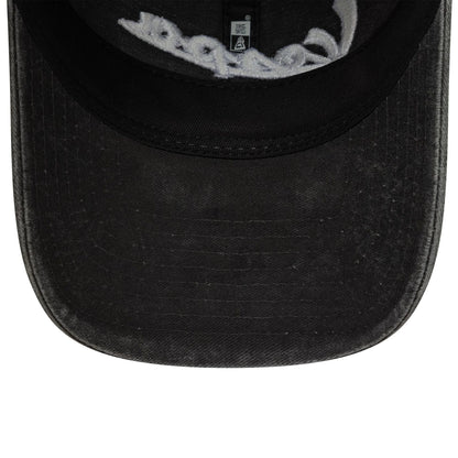 Pictured is this Washed Vespa 9TWENTY in black. 5