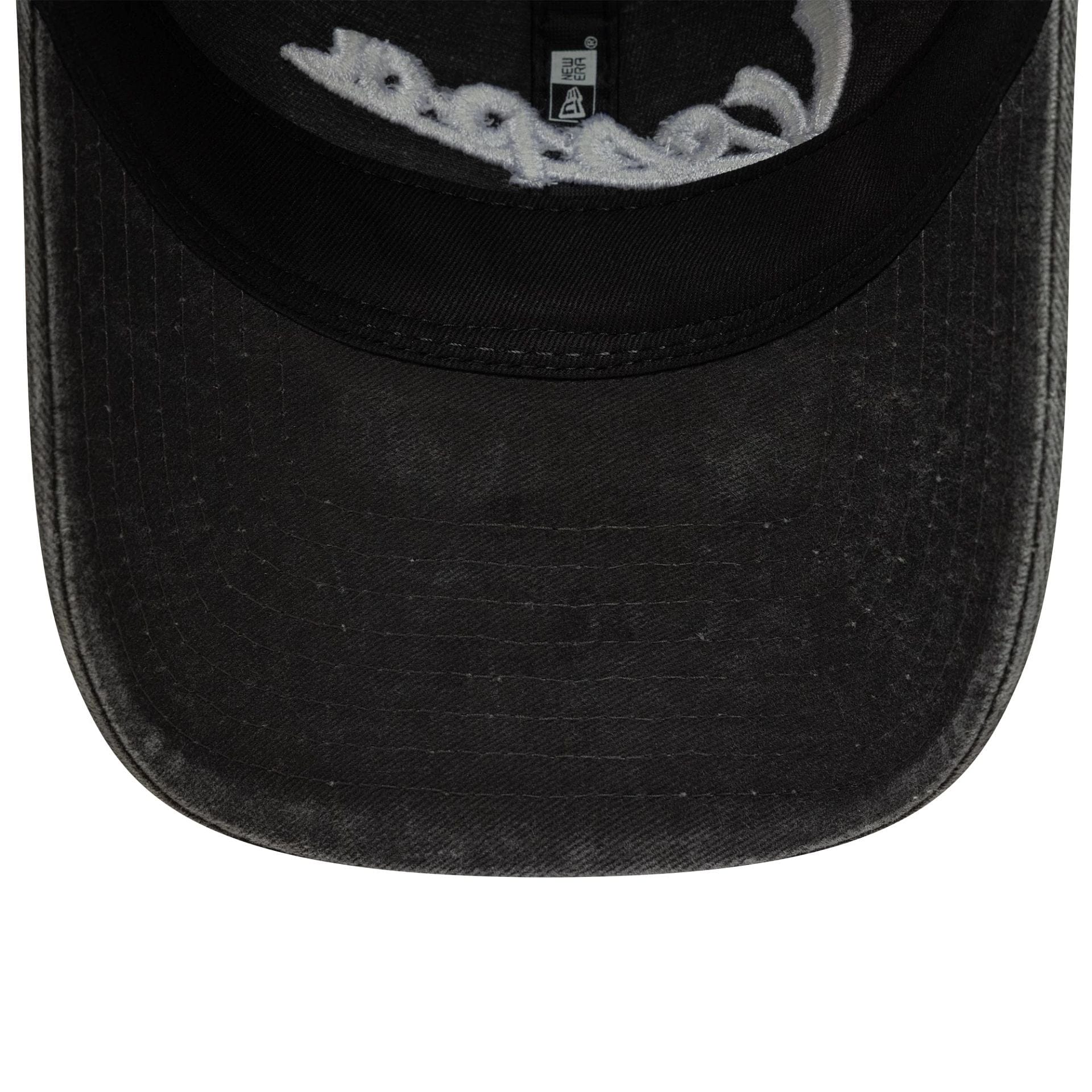 Pictured is this Washed Vespa 9TWENTY in black. 5