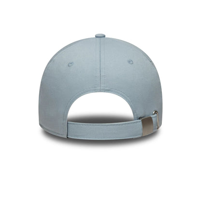 Pictured is this Essential Vespa 9FORTY in pastel blue. 4