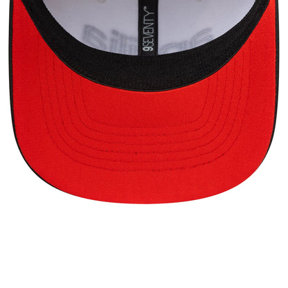 Pictured is this Aprilia Logo 9SEVENTY Stretch Snap in white. 5