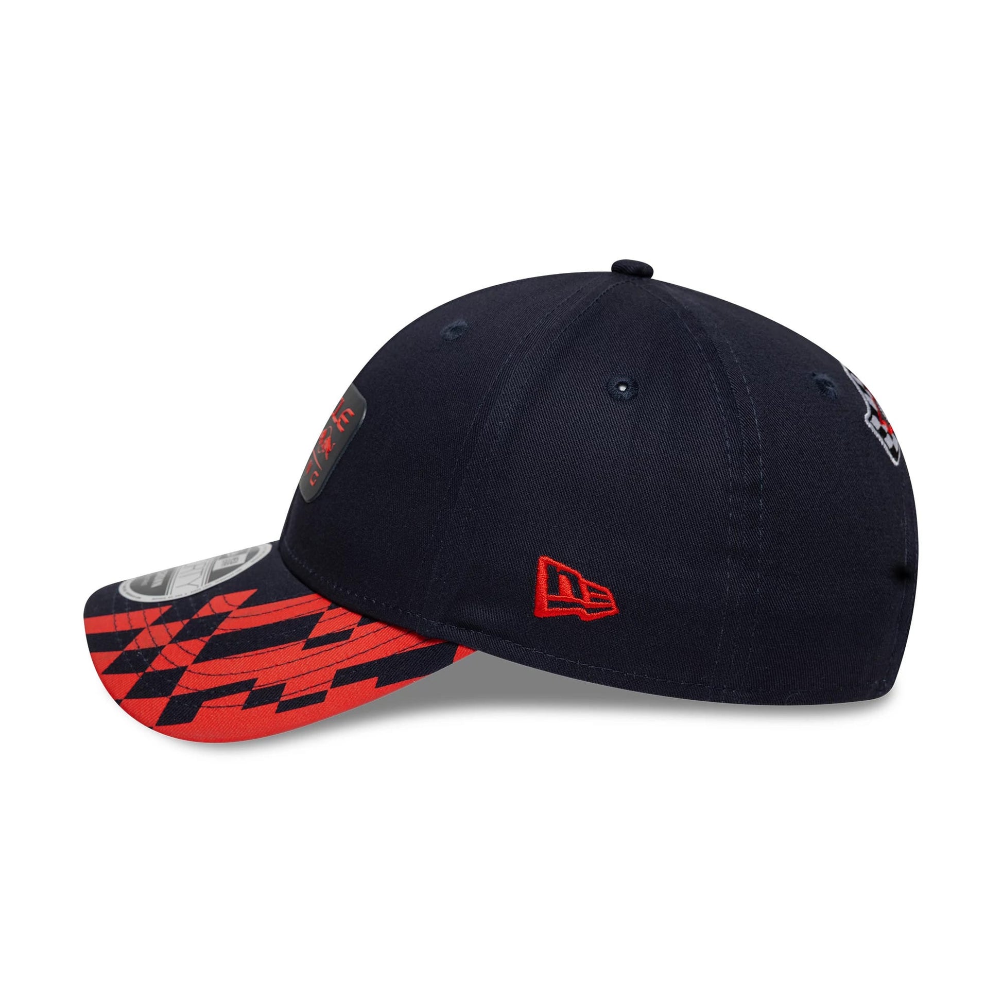 Pictured is this Visor Print Red Bull Racing 9FORTY M-Crown in dark blue. 6