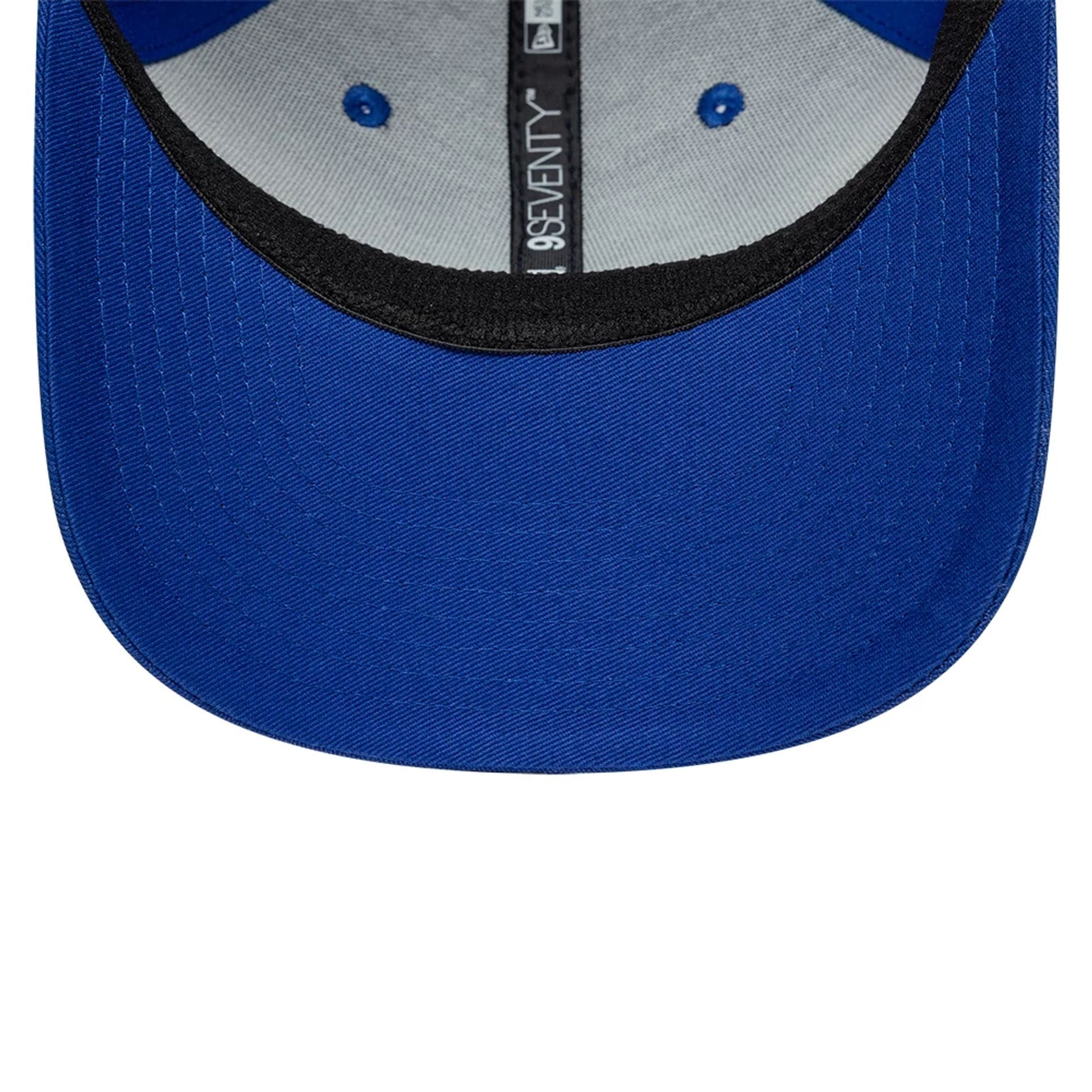 Pictured is this Washed Denim Red Bull Racing 9SEVENTY Stretch Snap in blue. 5