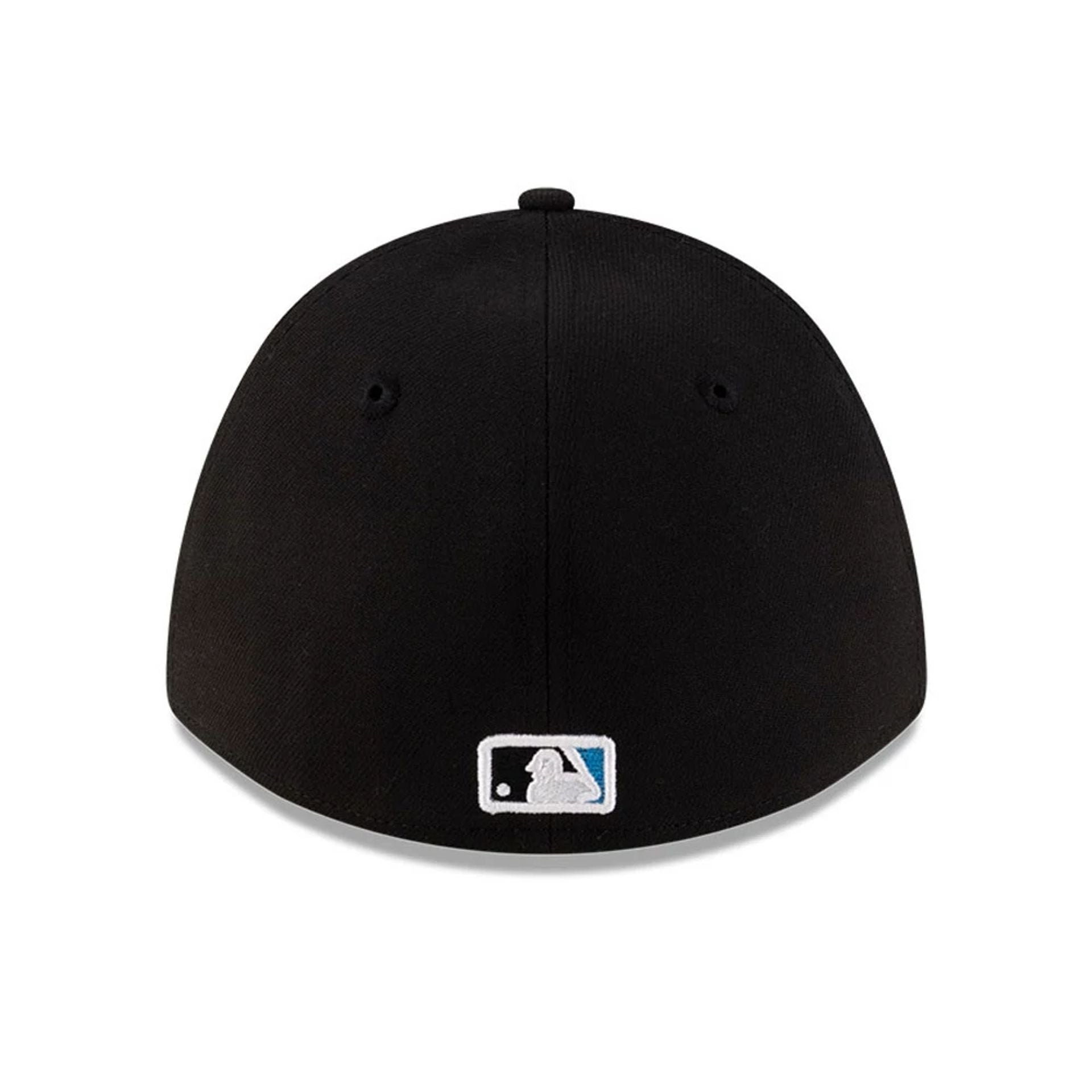Pictured is this MLB Player Replica Miami Marlins 39THIRTY M-Crown Stretch Fit cap in black. 4