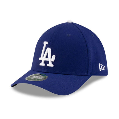 Pictured is this MLB Player Replica LA Dodgers 39THIRTY M-Crown Stretch Fit cap in dark blue. 1