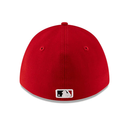 Pictured is this MLB Player Replica Cincinnati Reds 39THIRTY M-Crown Stretch Fit cap in red. 5
