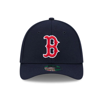 Pictured is this MLB Player Replica Boston Red Sox 39THIRTY M-Crown Stretch Fit cap in navy. 2