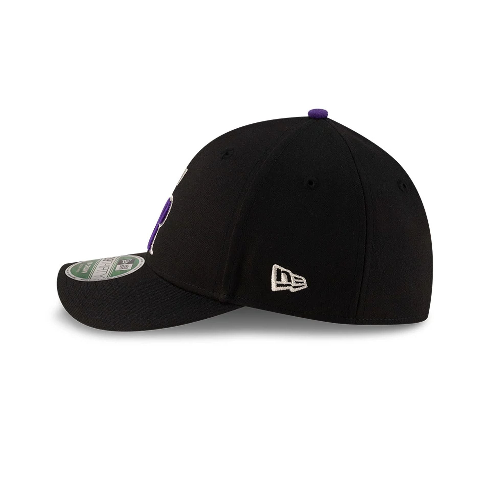 Pictured is this MLB Player Replica Colorado Rockies 39THIRTY M-Crown Stretch Fit cap in black. 5