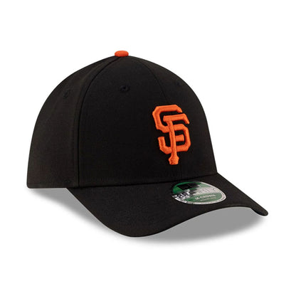 Pictured is this MLB Player Replica San Francisco Giants 39THIRTY M-Crown Stretch Fit cap in black. 3