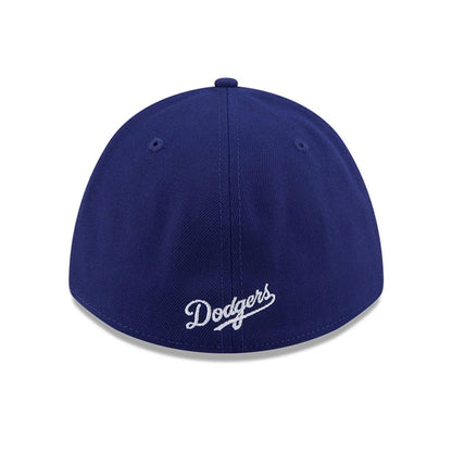 Pictured is this MLB LA Dodgers 39THIRTY M-Crown Stretch Fit cap in dark blue. 5