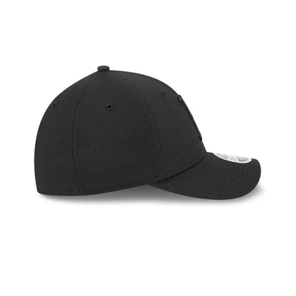 Pictured is this MLB Outline Boston Red Sox 39THIRTY M-Crown Stretch Fit cap in black. 7