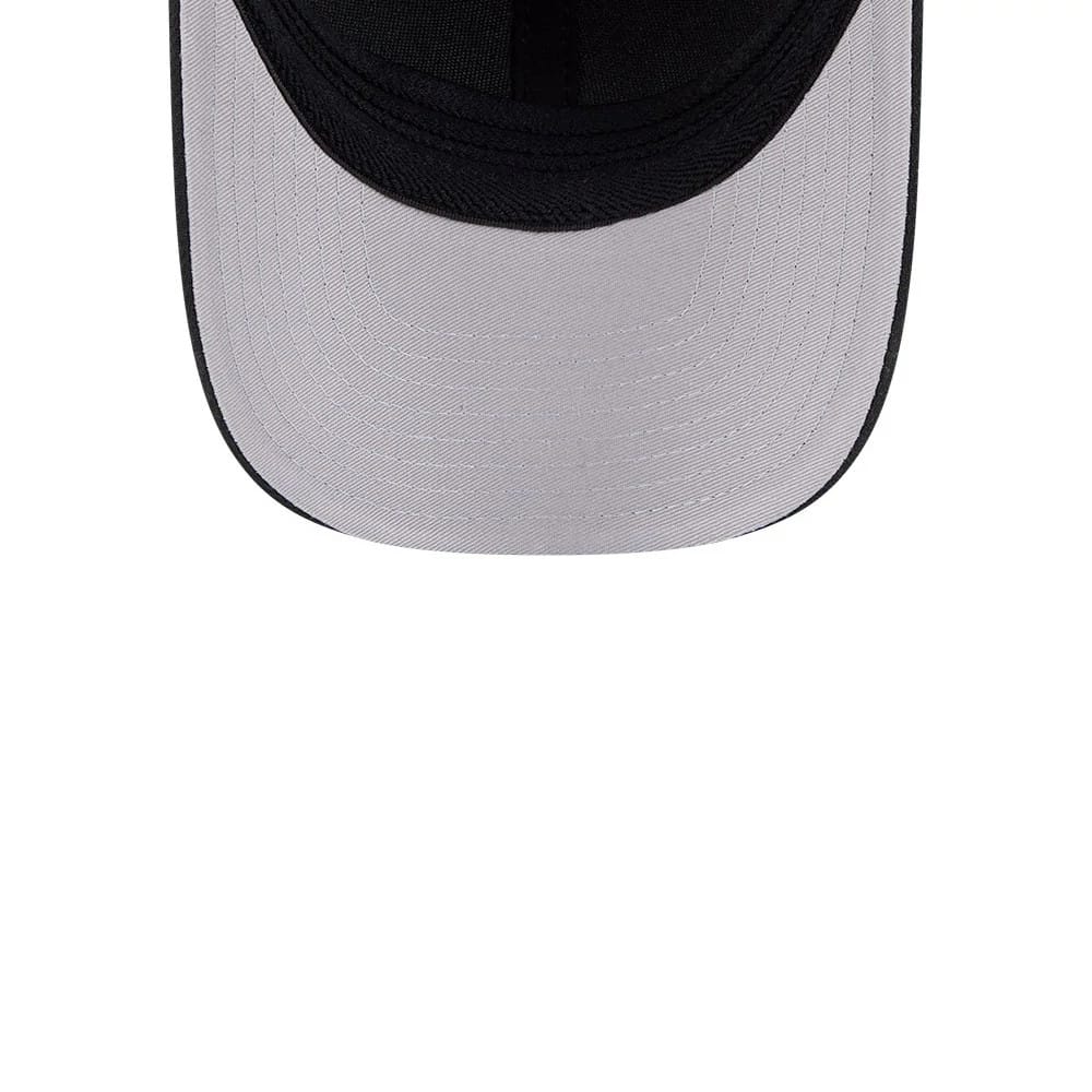 Pictured is this MLB Atlanta Braves 39THIRTY M-Crown Stretch Fit cap in black. 2