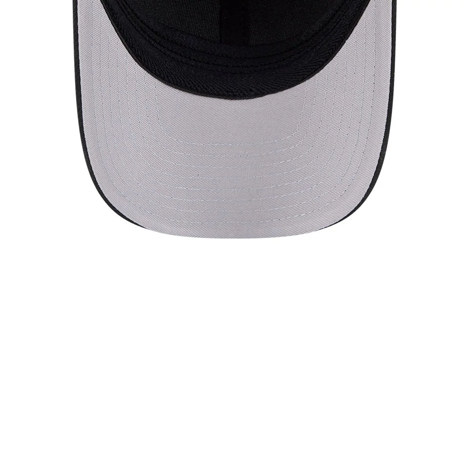 Pictured is this MLB Atlanta Braves 39THIRTY M-Crown Stretch Fit cap in black. 2