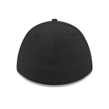 Pictured is this MLB Outline New York Yankees 39THIRTY M-Crown Stretch Fit cap in black. 7
