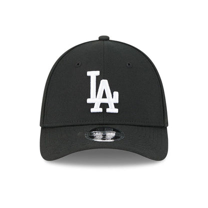 Pictured is this MLB LA Dodgers 39THIRTY M-Crown Stretch Fit cap in black. 3
