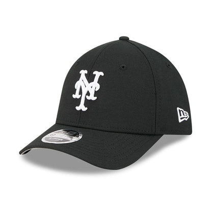 Pictured is this MLB New York Mets 39THIRTY M-Crown Stretch Fit cap in black. 1