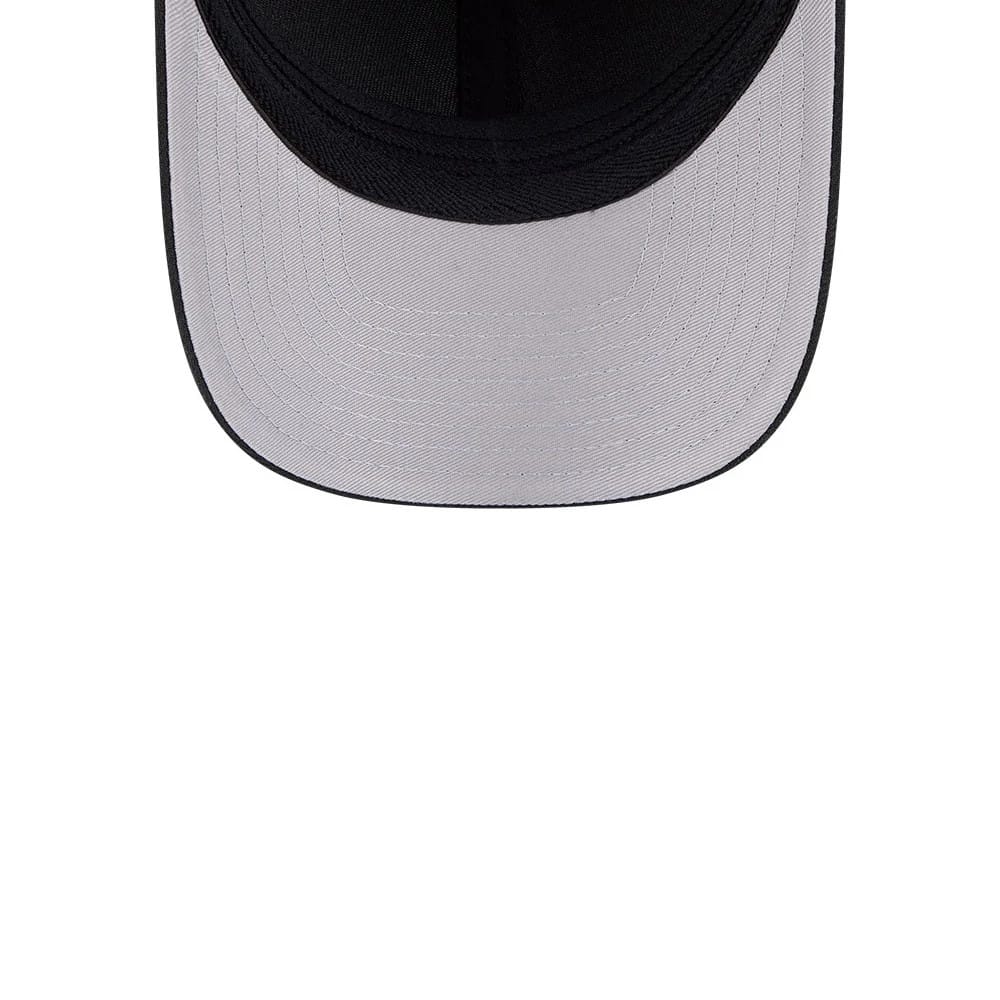 Pictured is this MLB New York Yankees 39THIRTY M-Crown Stretch Fit cap in black. 2