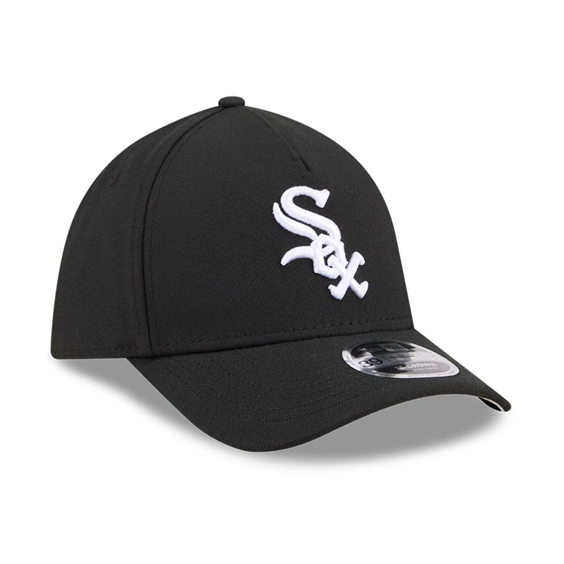 Pictured is this MLB Chicago White Sox 39THIRTY M-Crown A-Frame Stretch Fit cap in black. 4