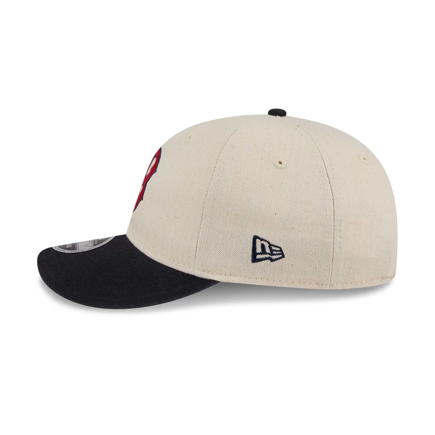 This is a Boston Red Sox MLB Americana Herringbone White Retro Crown 9FIFTY Adjustable Cap 7