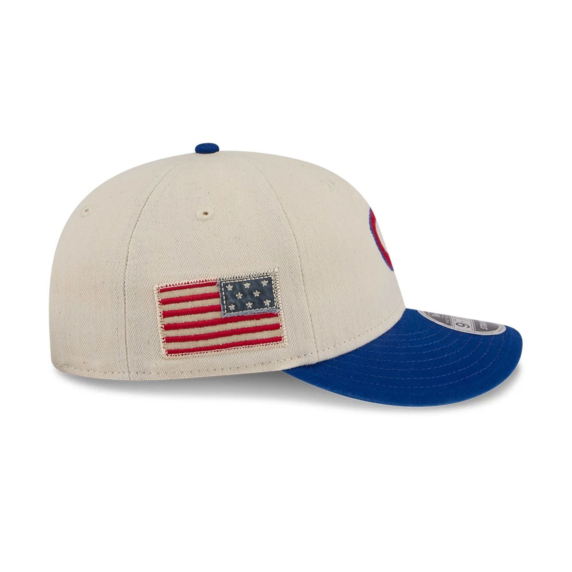 This is a Chicago Cubs MLB Americana Herringbone White Retro Crown 9FIFTY Adjustable Cap 6