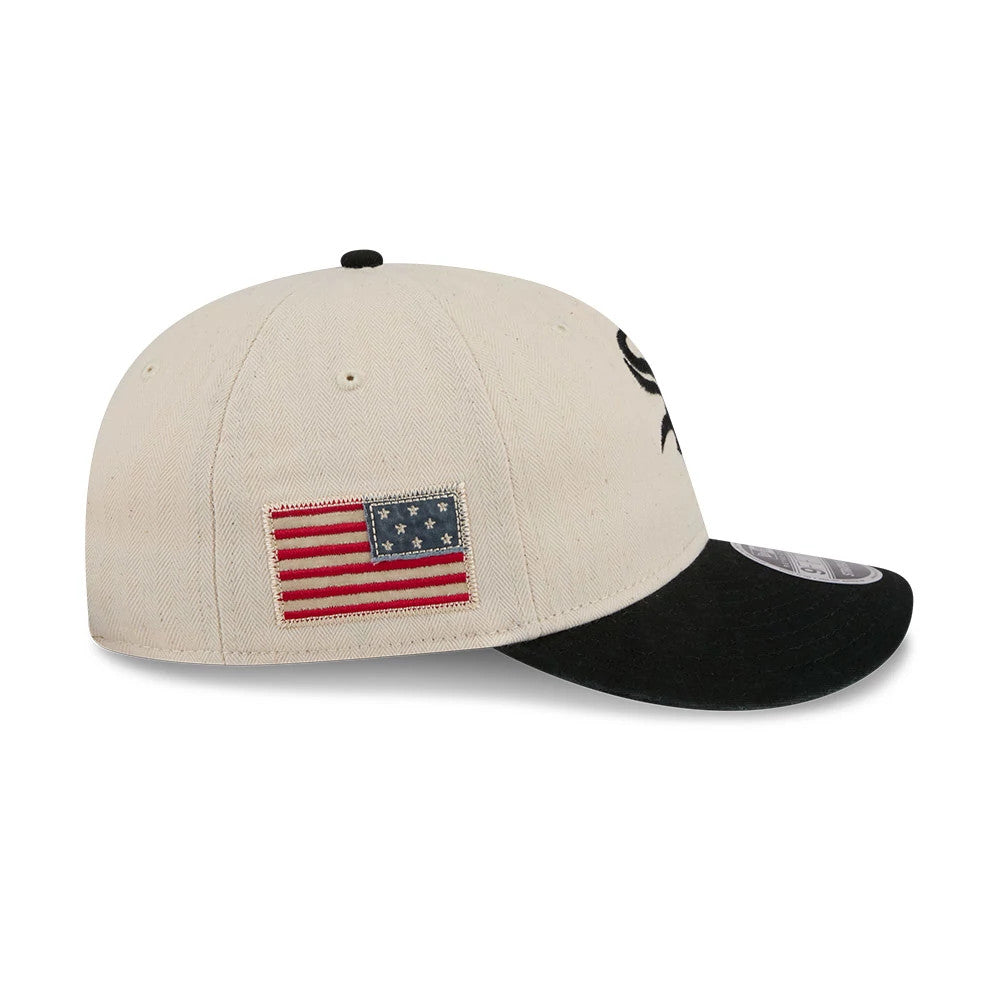 This is a Chicago White Sox MLB Americana Herringbone White Retro Crown 9FIFTY Adjustable Cap 6