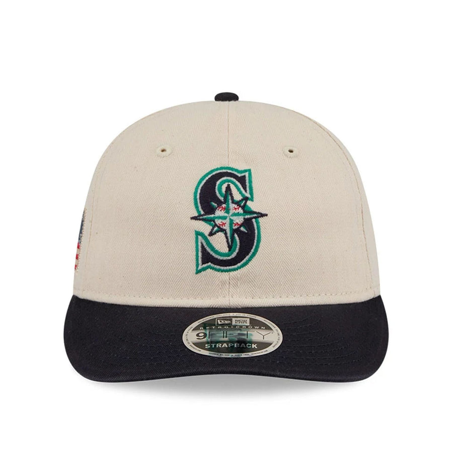This is a Seattle Mariners MLB Americana Herringbone White Retro Crown 9FIFTY Adjustable Cap 4