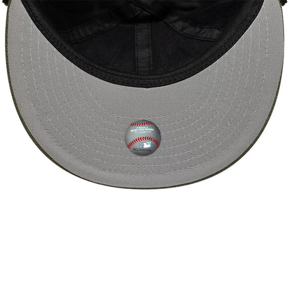 This is a Chicago White Sox MLB Camo Green Retro Crown 59FIFTY Fitted Cap 3