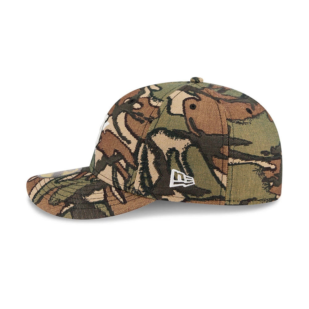 Houston Astros MLB Jacquard Camo New Era 59FIFTY Fitted Cap, side view showing the white embroidered New Era flag logo on the woodland camo-patterned panels and a structured flat visor.