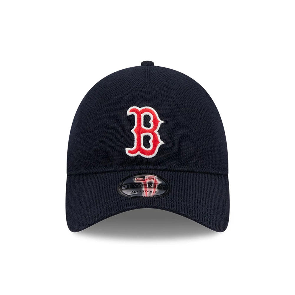 Boston Red Sox MLB Merino Wool Navy New Era 9TWENTY Adjustable Cap, front view showing the red and white embroidered B logo on the structured navy crown, with a 9TWENTY size sticker on the curved visor.