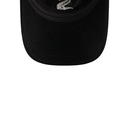 This is a Chicago White Sox MLB Merino Wool Black 9TWENTY Adjustable Cap 6
