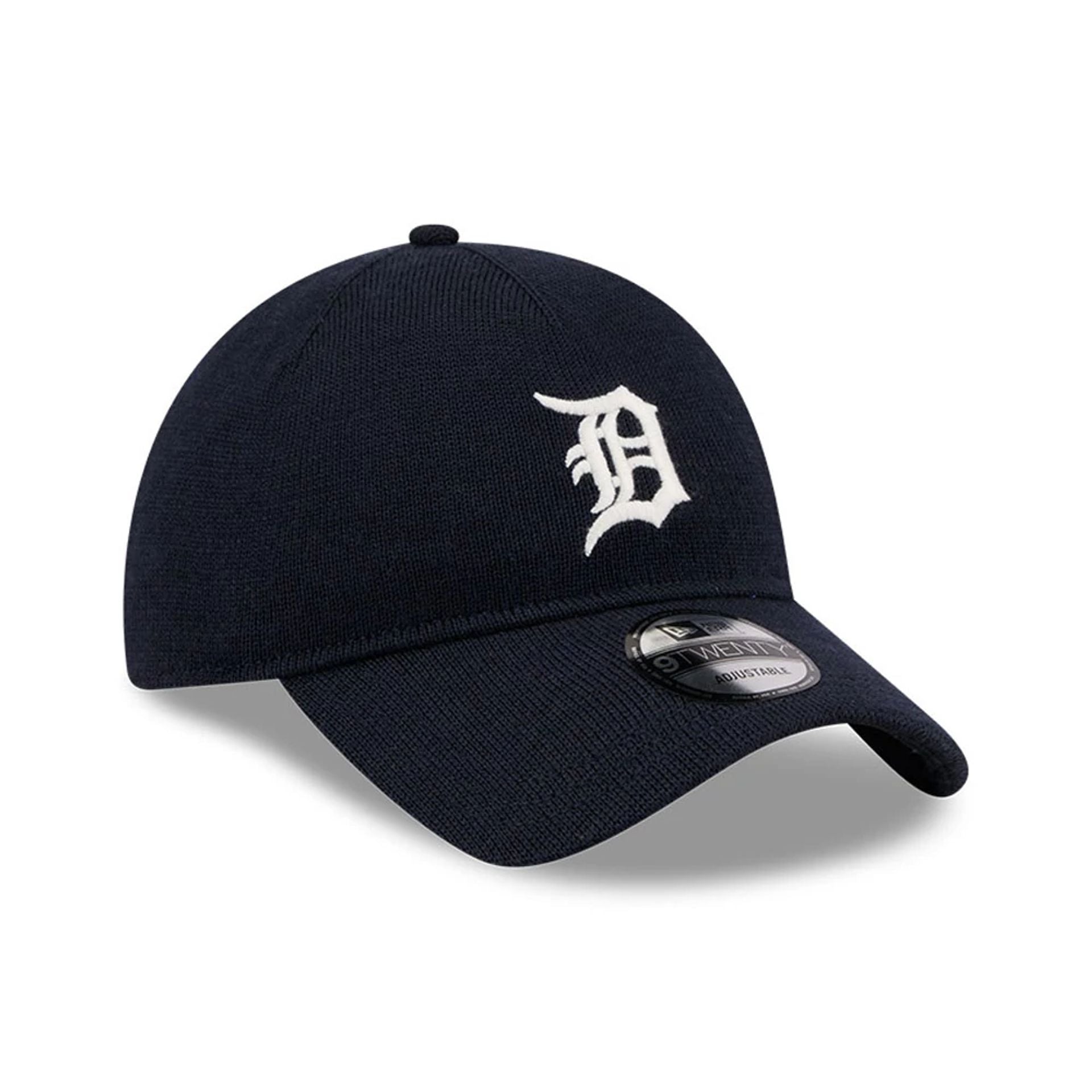 This is a Detroit Tigers MLB Merino Wool Navy 9TWENTY Adjustable Cap 3