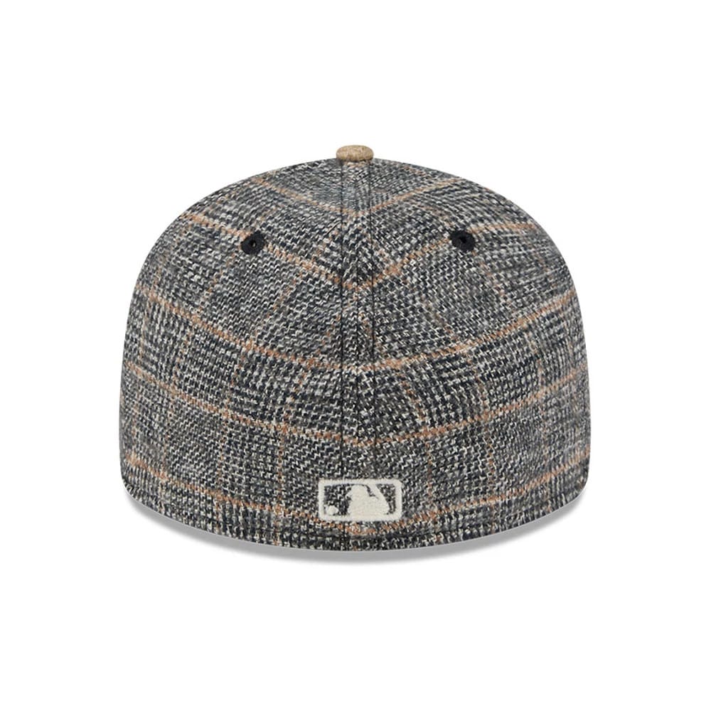 This is a Boston Red Sox MLB Vintage Tweed Open Blue Retro Crown 59FIFTY Fitted Cap 7