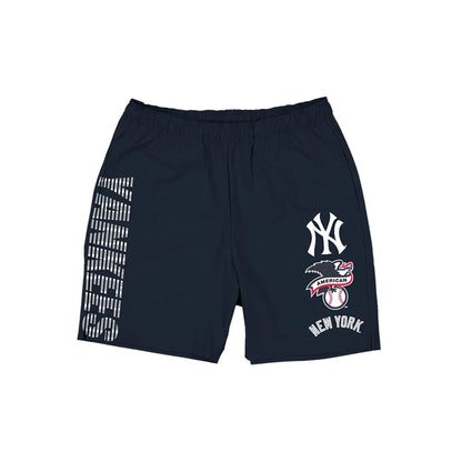 The model is wearing this MLB Match New York Yankees Oversized Shorts in navy. 1